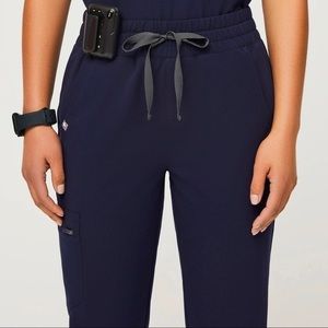 FIGS High Waisted Zamora Jogger Scrub Pants - Petite